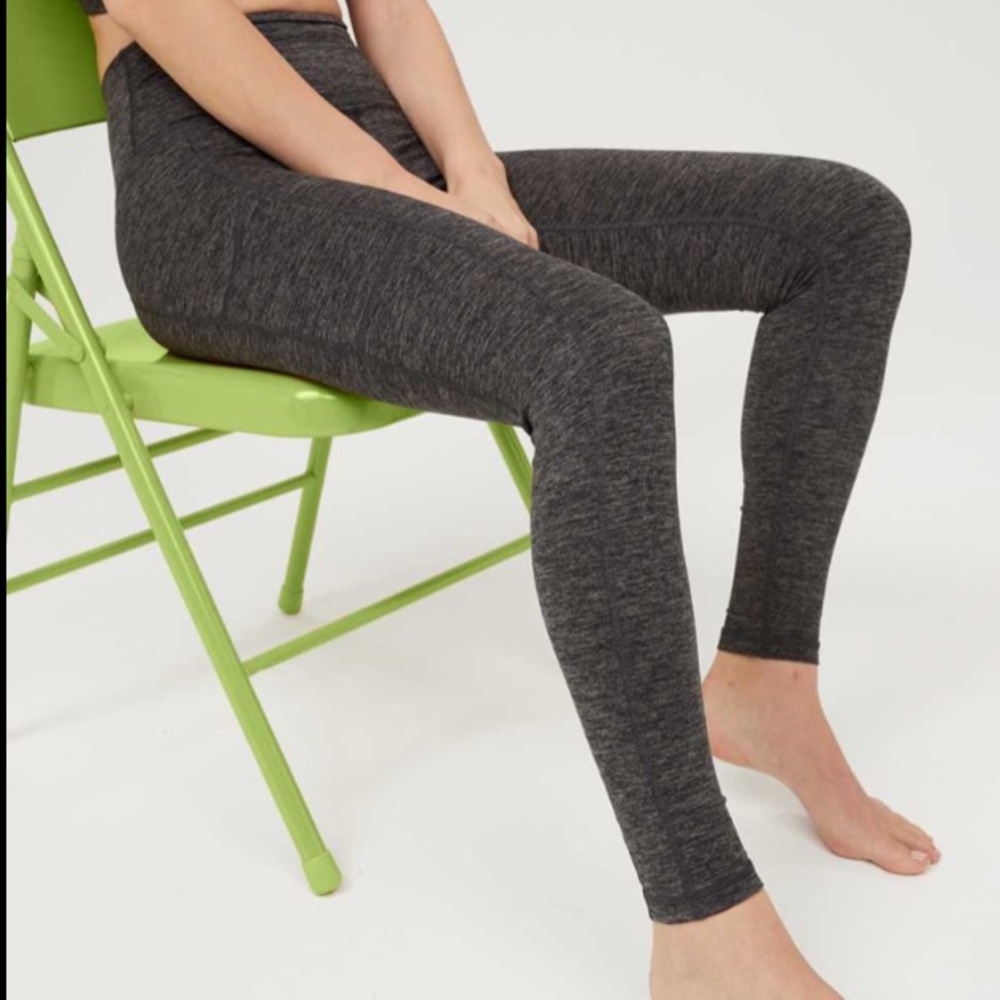 Offline by Aerie The Hugger High Waisted Legging